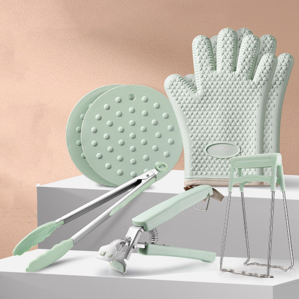 Heat Resistant Kitchen Anti-Scalding Set – Odense & Kalmar Silicone Clip, Gloves & Pads Set (Multi-Piece Kitchen Protection Kit)